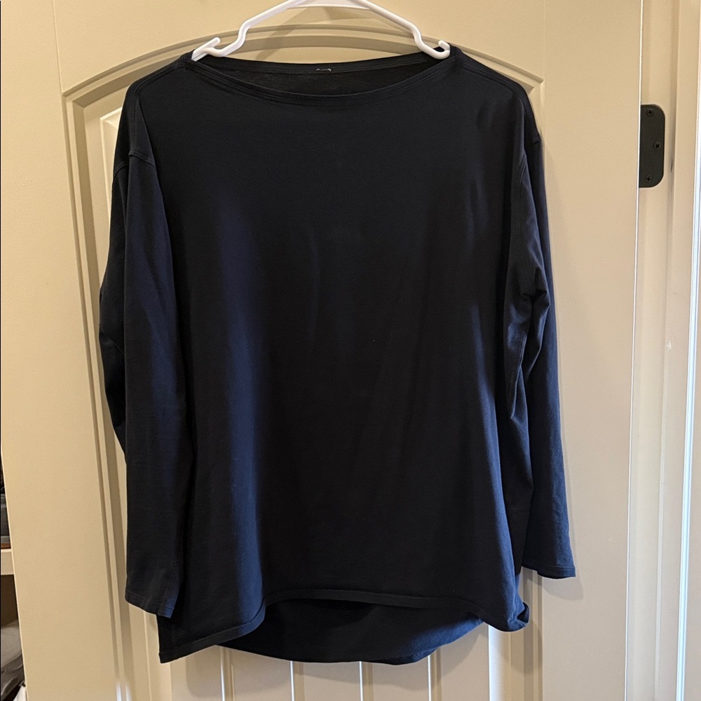 lululemon athletica black Long Sleeve Top